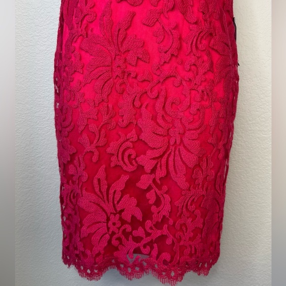 Tadashi Shoji Red Floral Lace Scalloped V Neck Formal Mini Dress Size 2P NWT - Picture 3 of 11
